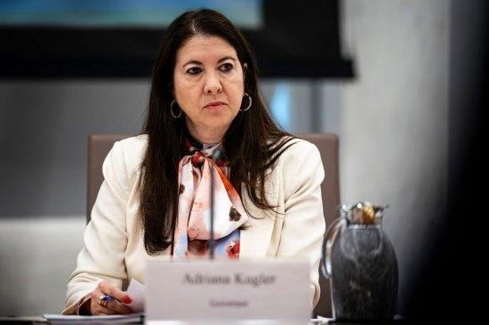 免费配资炒股 计划不如变化快 美联储理事辞职或令特朗普更早择定鲍威尔继任者